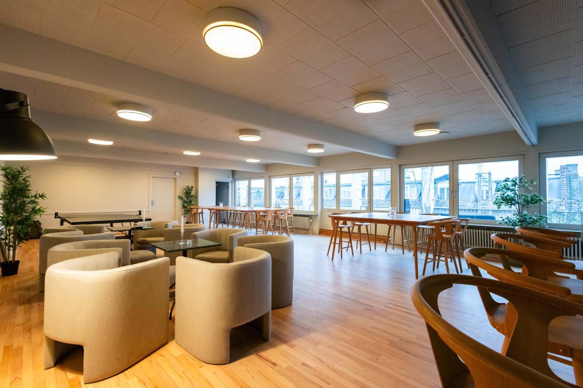 Hotel Maritime