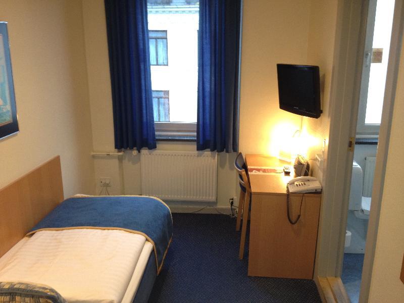 Hotel Maritime 3*
